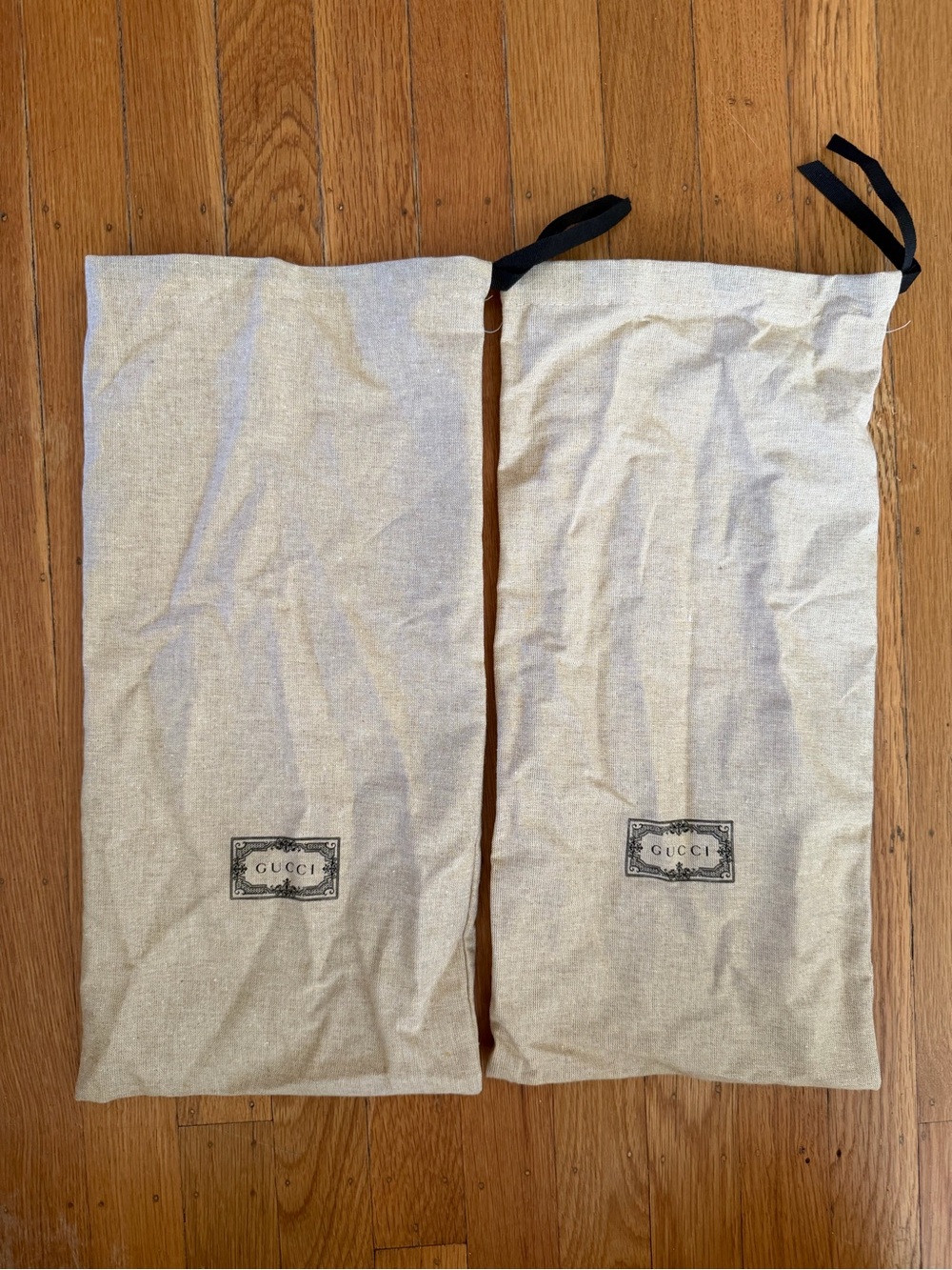 Gucci Shoe Drawstring Logo Dust Bags — Beige (Set of 2)